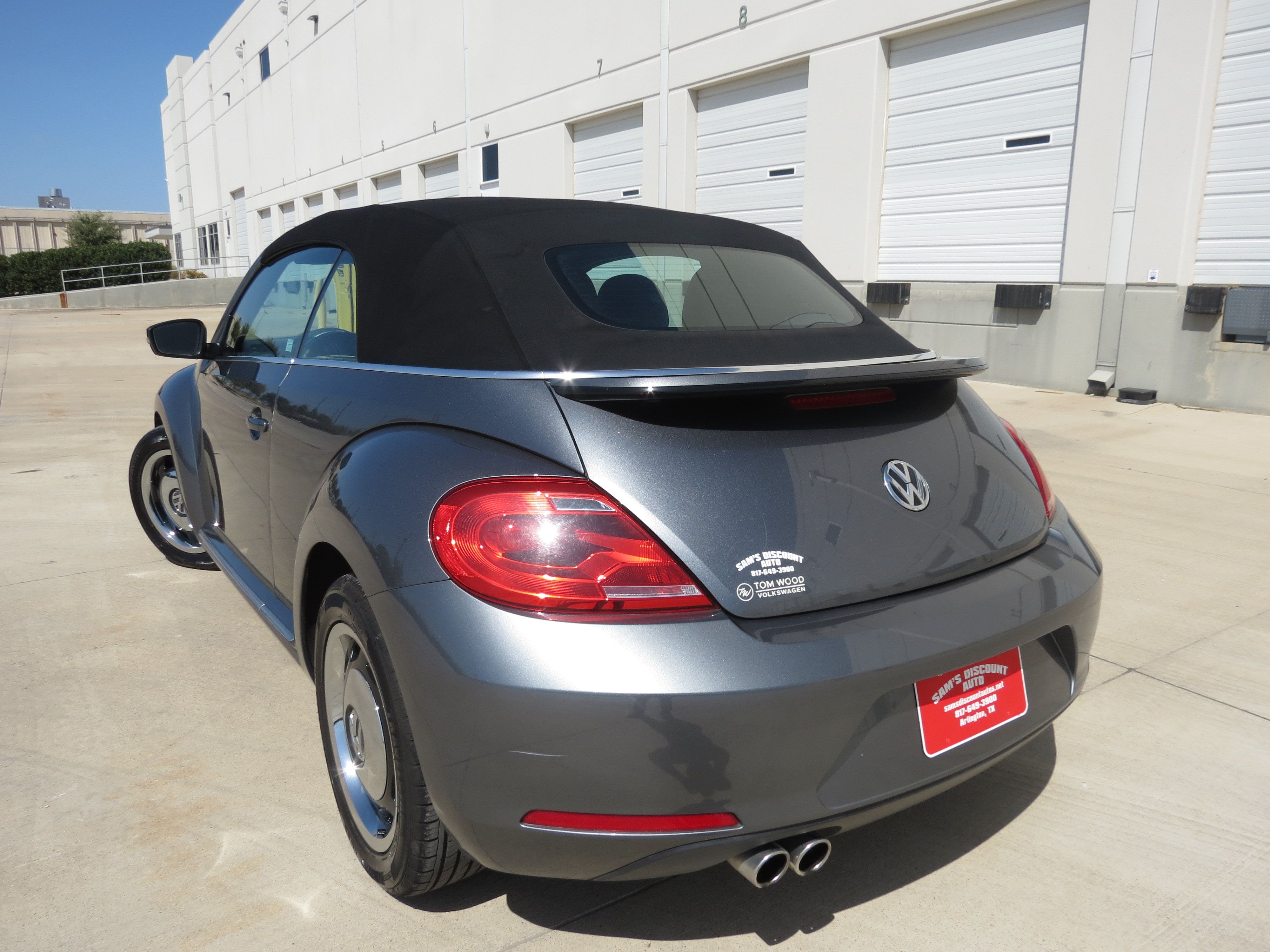Used 2014 Volkswagen Beetle 1.8T FWD image 3