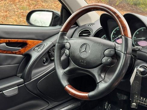 Used 2008 Mercedes-Benz SL 550 image 12
