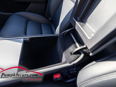 Used 2023 Tesla Model Y Long Range image 72