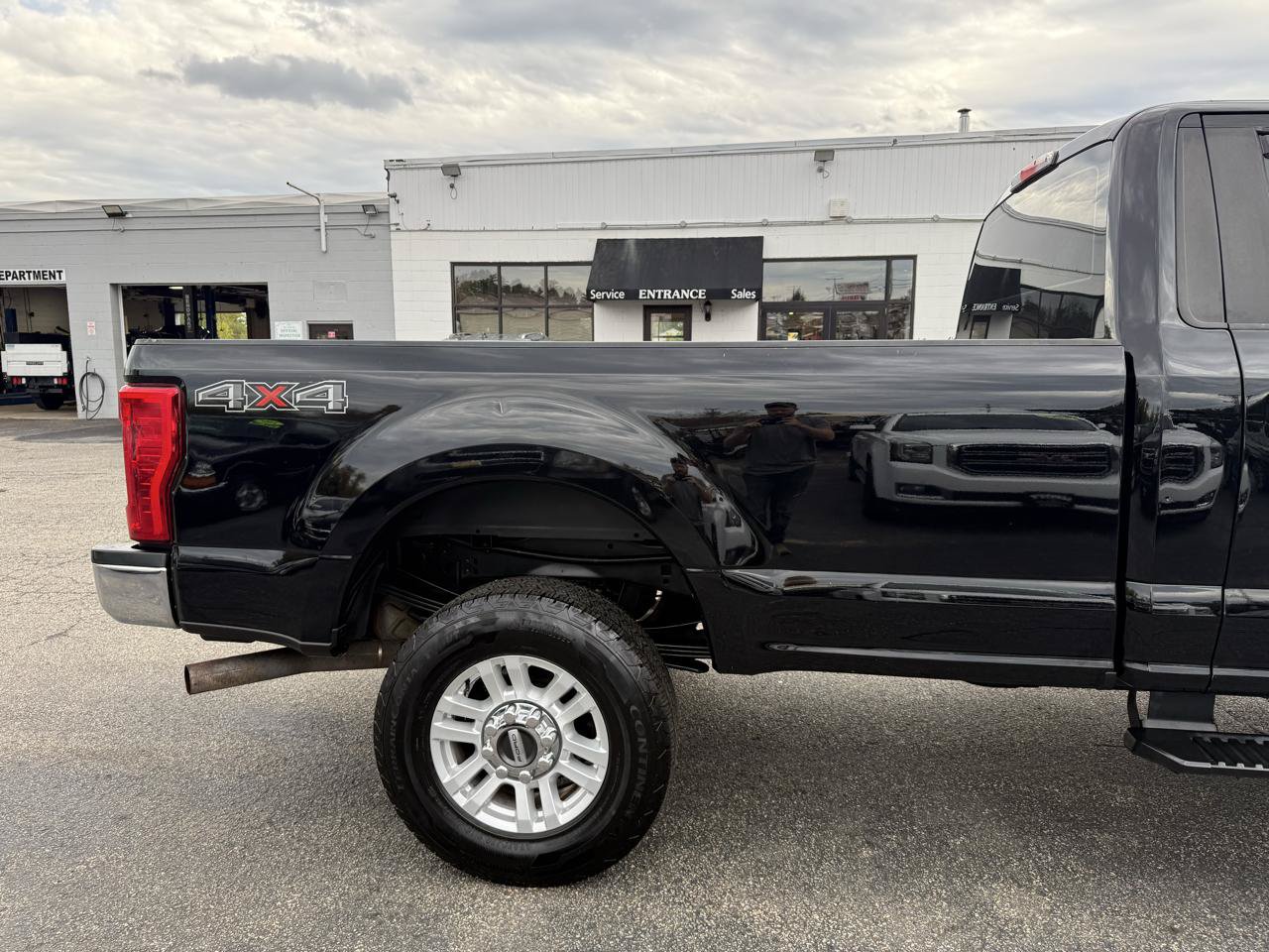 Used 2017 Ford F350 XL AWD/4WD image 15