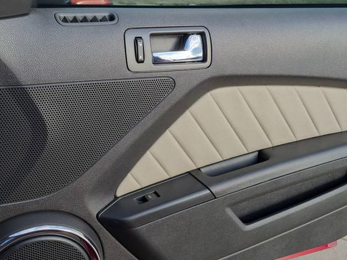 Used 2014 Ford Mustang GT Premium w/ Comfort Package image 24