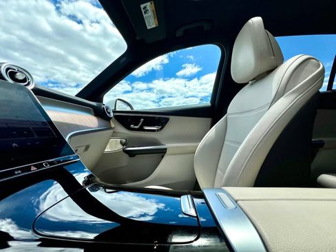 Certified 2023 Mercedes-Benz GLC 300 4MATIC image 15