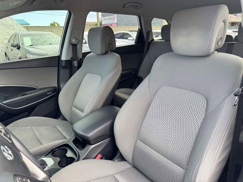 Used 2017 Hyundai Santa Fe SE w/ Cargo Package FWD image 39