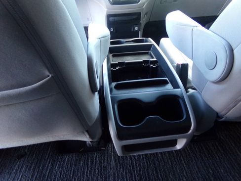 Used 2021 Honda Odyssey EX image 12