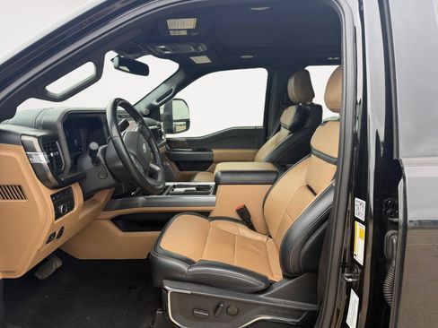 Used 2024 Ford F450 Lariat w/ Lariat Ultimate Package AWD/4WD image 9
