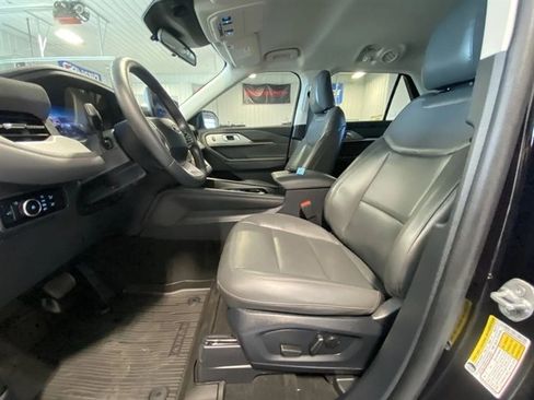 Used 2025 Ford Explorer Active w/ Active Comfort Package image 10