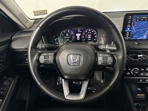 Used 2024 Honda Accord Touring image 16