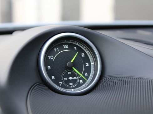 Used 2017 Porsche Cayenne S image 20