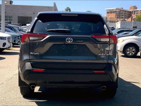 Used 2024 Toyota RAV4 LE AWD/4WD image 3