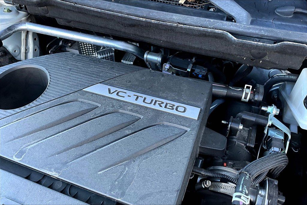 Used 2025 Nissan Rogue SV AWD/4WD image 32