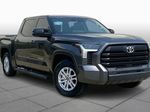 Used 2023 Toyota Tundra SR5 w/ SR5 Premium Package image 3