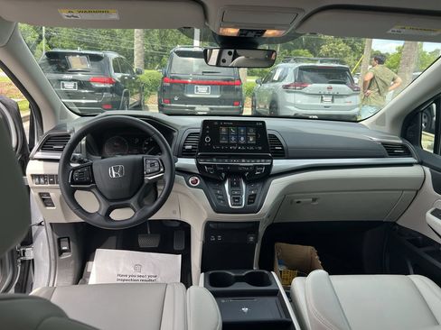 Used 2025 Honda Odyssey EX-L image 31
