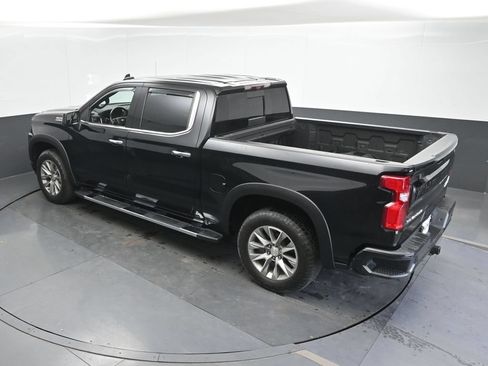 Used 2021 Chevrolet Silverado 1500 High Country w/ Technology Package AWD/4WD image 26