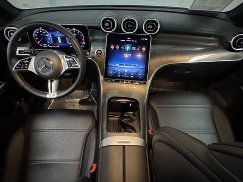 Certified 2024 Mercedes-Benz GLC 300 image 34