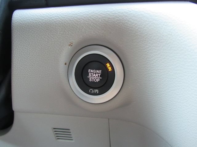 Used 2024 Chrysler Pacifica Touring-L FWD image 47