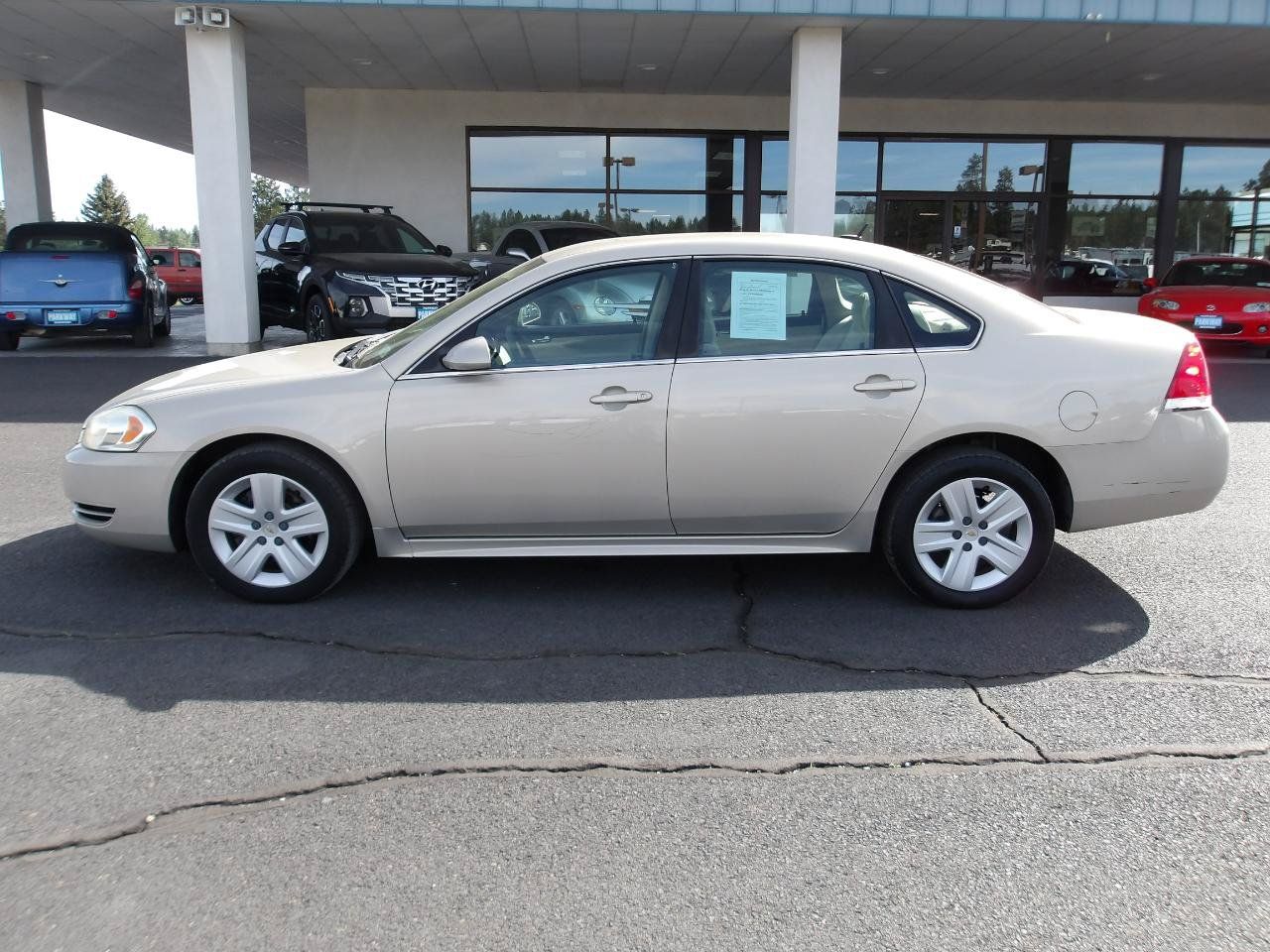 Used 2010 Chevrolet Impala LS FWD image 2