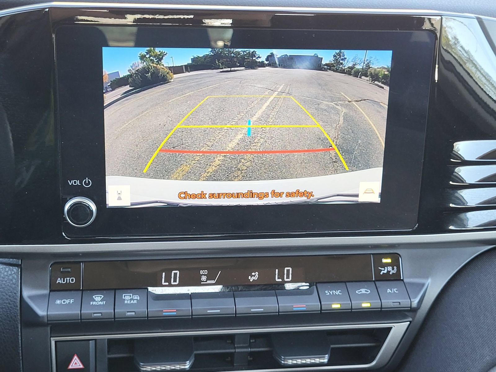 Used 2025 Toyota Camry LE FWD image 20