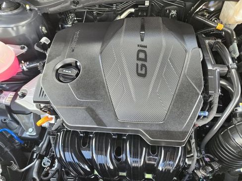 Used 2025 Kia Sportage X-Pro Prestige AWD/4WD image 30