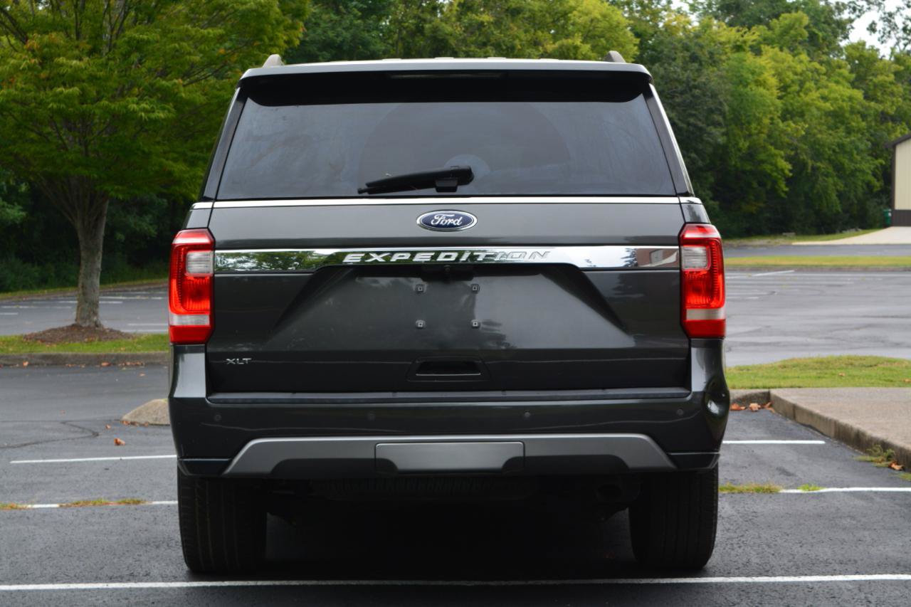 Used 2019 Ford Expedition XLT w/ Equipment Group 201A AWD/4WD image 6