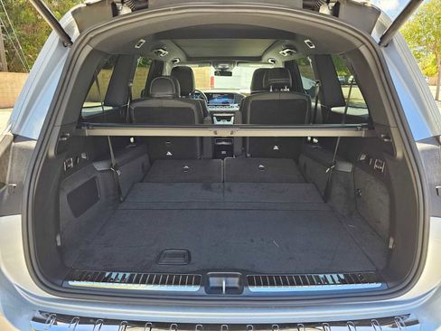 New 2026 Mercedes-Benz GLS 580 4MATIC image 17