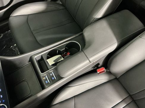Used 2024 Hyundai Sonata Limited image 16