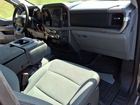 Used 2025 Ford F150 XLT w/ Equipment Group 301A Standard AWD/4WD image 16