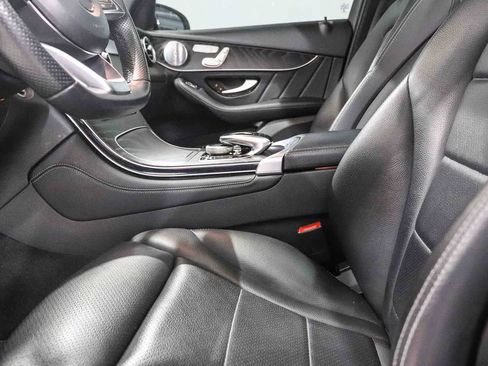 Used 2018 Mercedes-Benz GLC 300 image 18