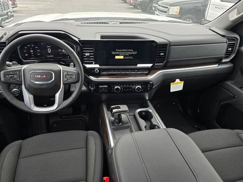 New 2026 GMC Sierra 1500 Elevation image 12