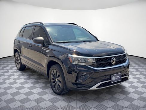 Certified 2023 Volkswagen Taos S FWD image 7