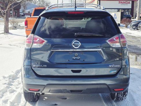 Used 2014 Nissan Rogue SV image 5