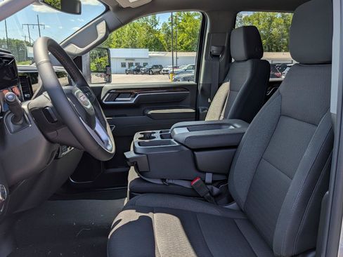 New 2026 GMC Sierra 2500 SLE w/ SLE Value Package; AWD/4WD image 11