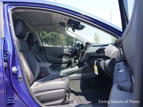 Certified 2025 Subaru Crosstrek 2.5i Limited w/ Crosstrek Mirror Package image 9