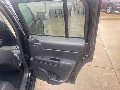 Used 2014 Jeep Patriot High Altitude image 17