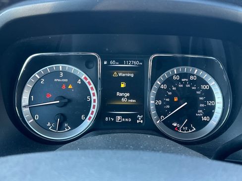 Used 2016 Nissan Titan PRO-4X w/ Pro-4x Convenience Package image 26