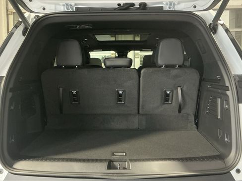 New 2026 Chevrolet Traverse LT w/ Sun and Wheel Package AWD/4WD image 27