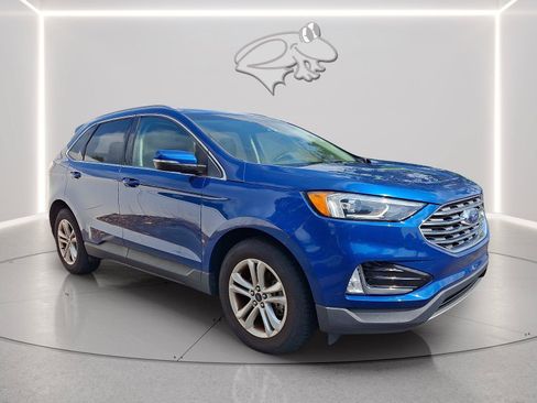 Used 2020 Ford Edge SEL w/ Convenience Package FWD image 3