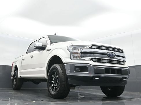 Used 2019 Ford F150 Lariat w/ Equipment Group 502A Luxury image 5