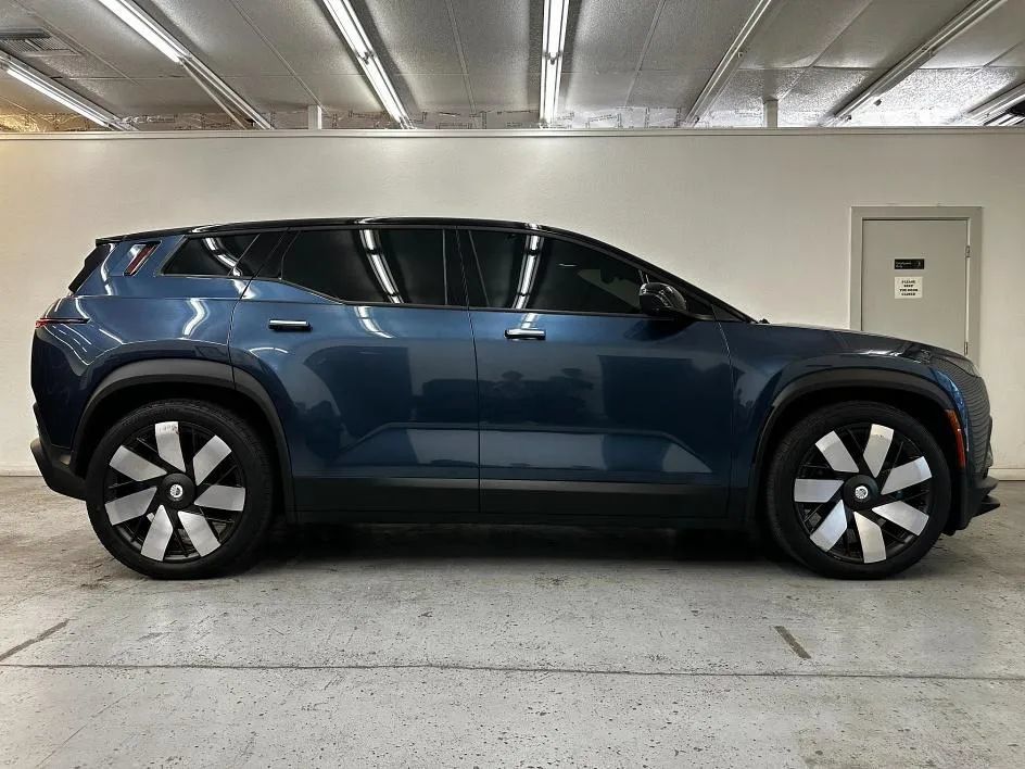 Used 2023 Fisker Ocean One AWD/4WD image 8