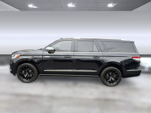 Used 2024 Lincoln Navigator L Black Label AWD/4WD image 2