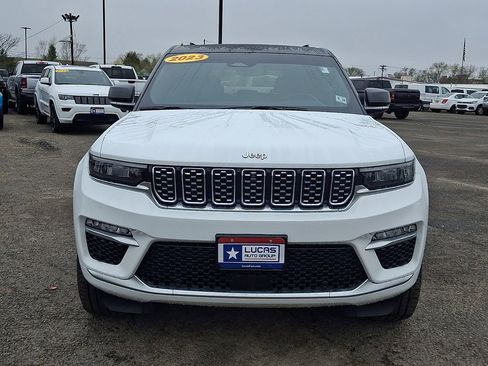 Used 2023 Jeep Grand Cherokee Summit w/ Luxury Tech Group V image 4