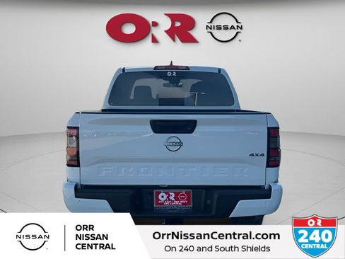 New 2026 Nissan Frontier SV w/ Tow Package AWD/4WD image 6
