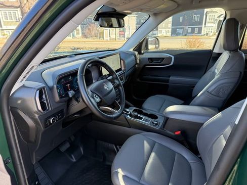 Used 2025 Ford Bronco Sport Badlands image 3