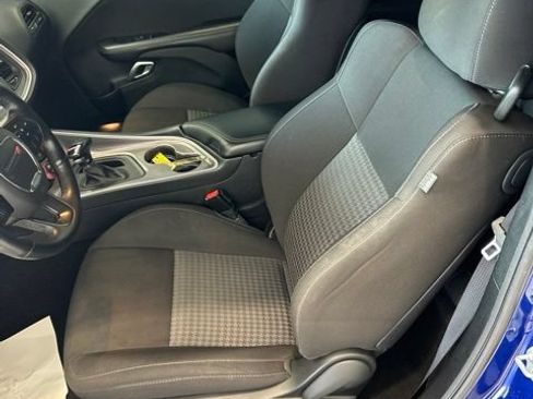 Used 2022 Dodge Challenger R/T w/ Blacktop Package RWD image 8