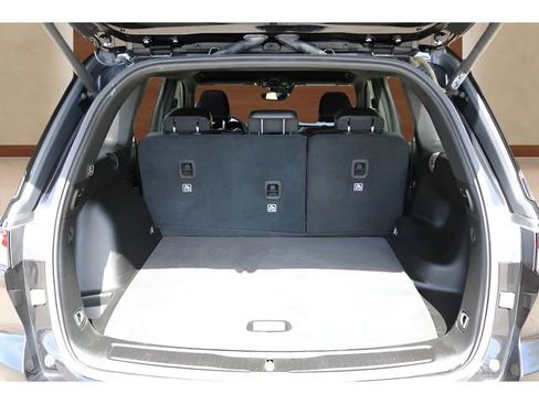 Used 2023 Jeep Grand Cherokee Altitude image 16