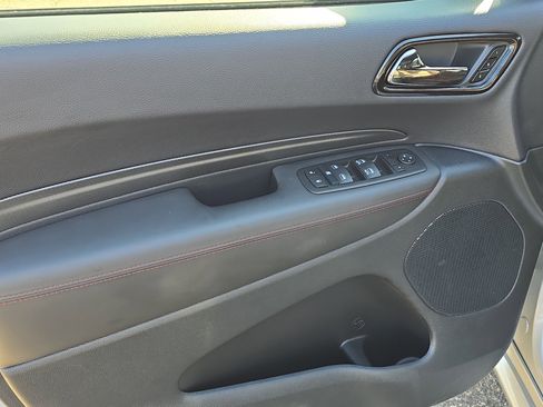 Used 2024 Dodge Durango GT image 12