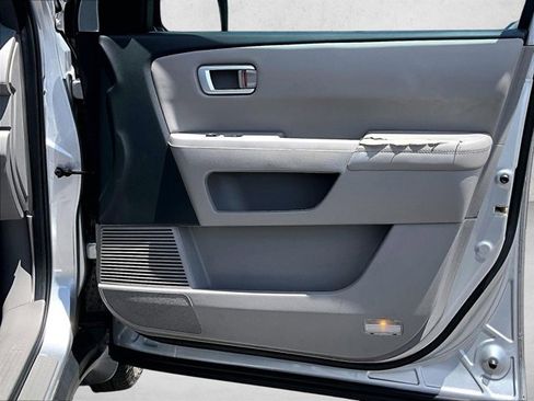 Used 2011 Honda Pilot EX-L image 19