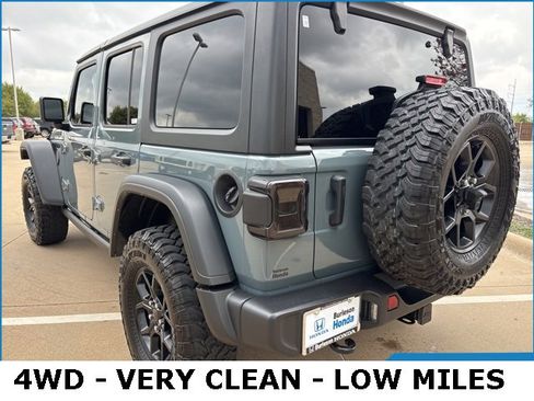 Used 2024 Jeep Wrangler Willys image 4
