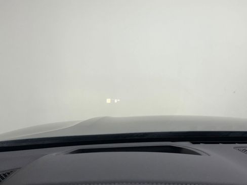 Used 2020 BMW 750i xDrive image 21