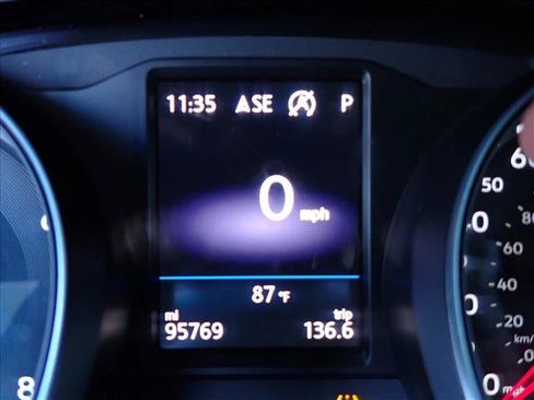 Used 2019 Volkswagen Atlas SE AWD/4WD image 22