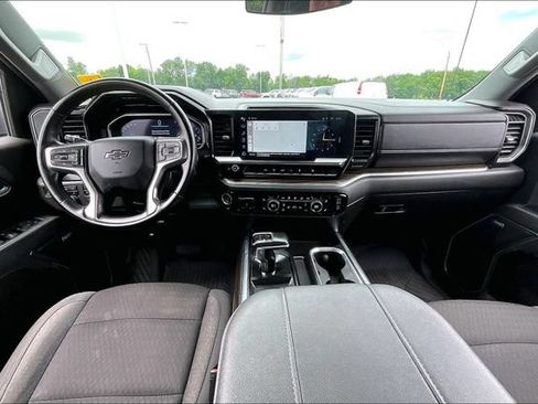 Used 2024 Chevrolet Silverado 1500 RST w/ Convenience Package II AWD/4WD image 8